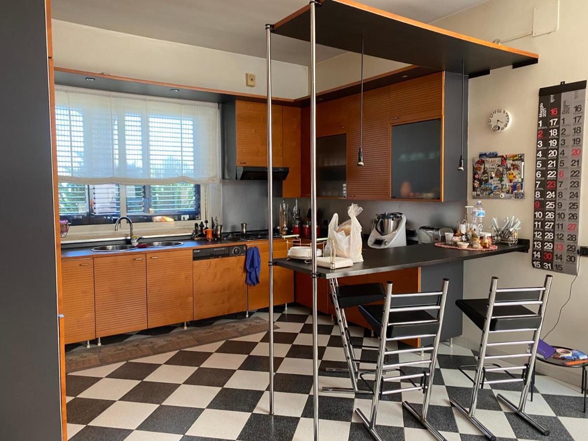 Dimora Nina Bed & Breakfast Sannicandro di Bari Luaran gambar